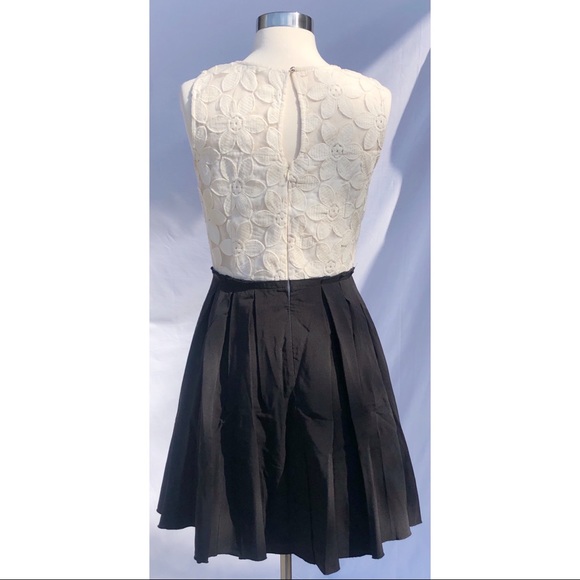 NWT Altar’d State Size M Black Ivory Dress NEW - Picture 5 of 8